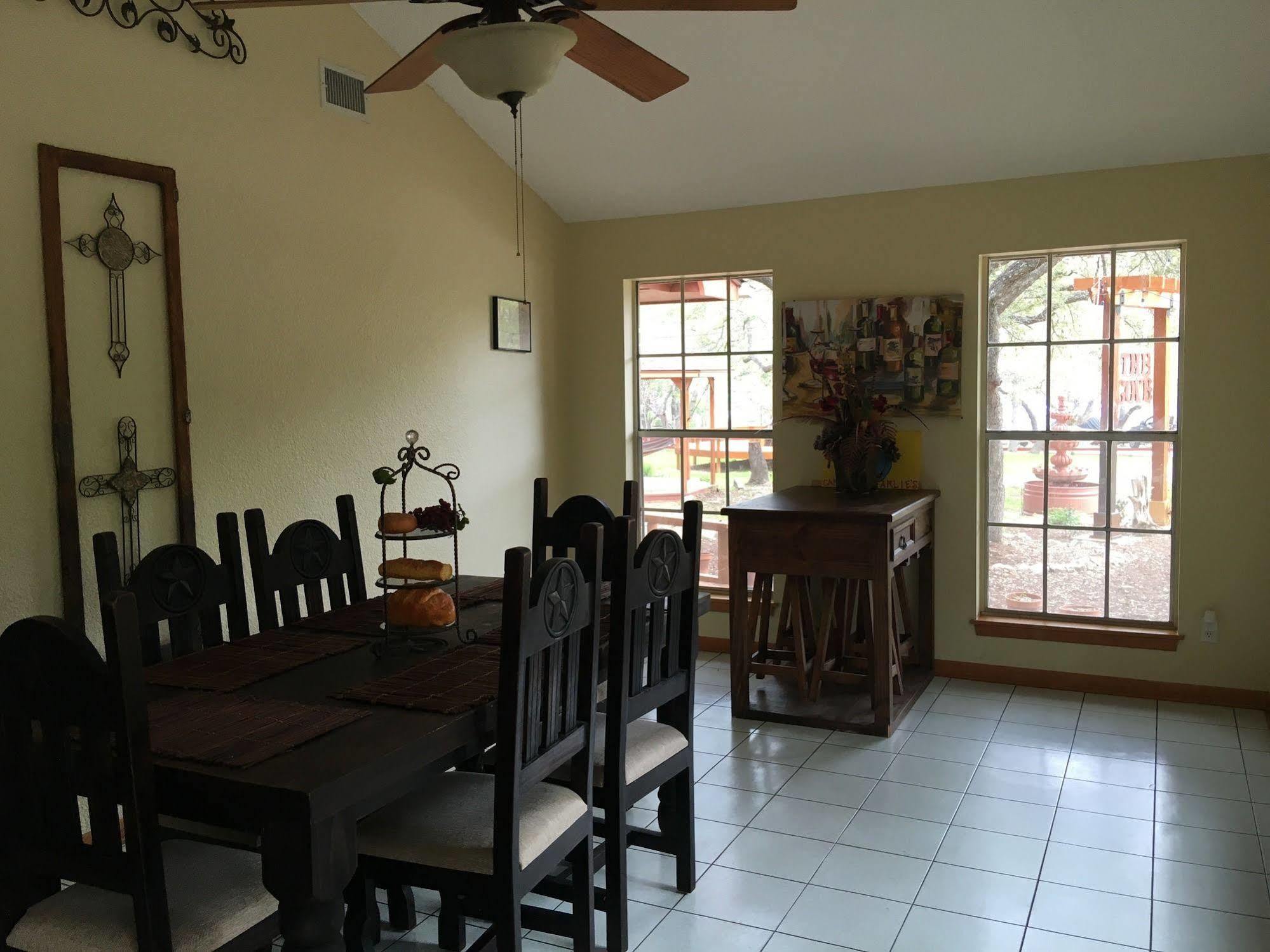 Hudson Bend The Cove Bnb מראה חיצוני תמונה