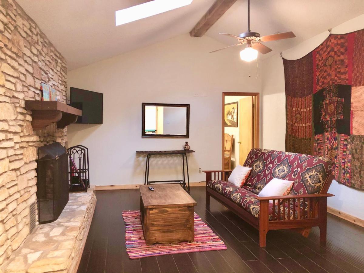 Hudson Bend The Cove Bnb מראה חיצוני תמונה